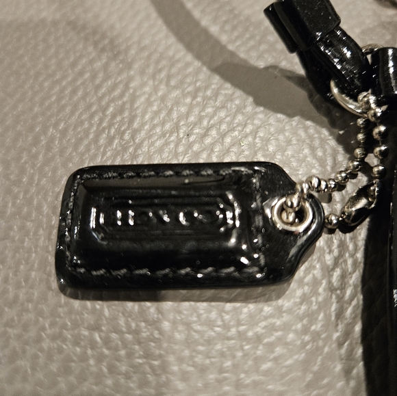 Coach Black Silver Shimmer Monogram Wristlet Excellent Condition - Picture 2 of 4